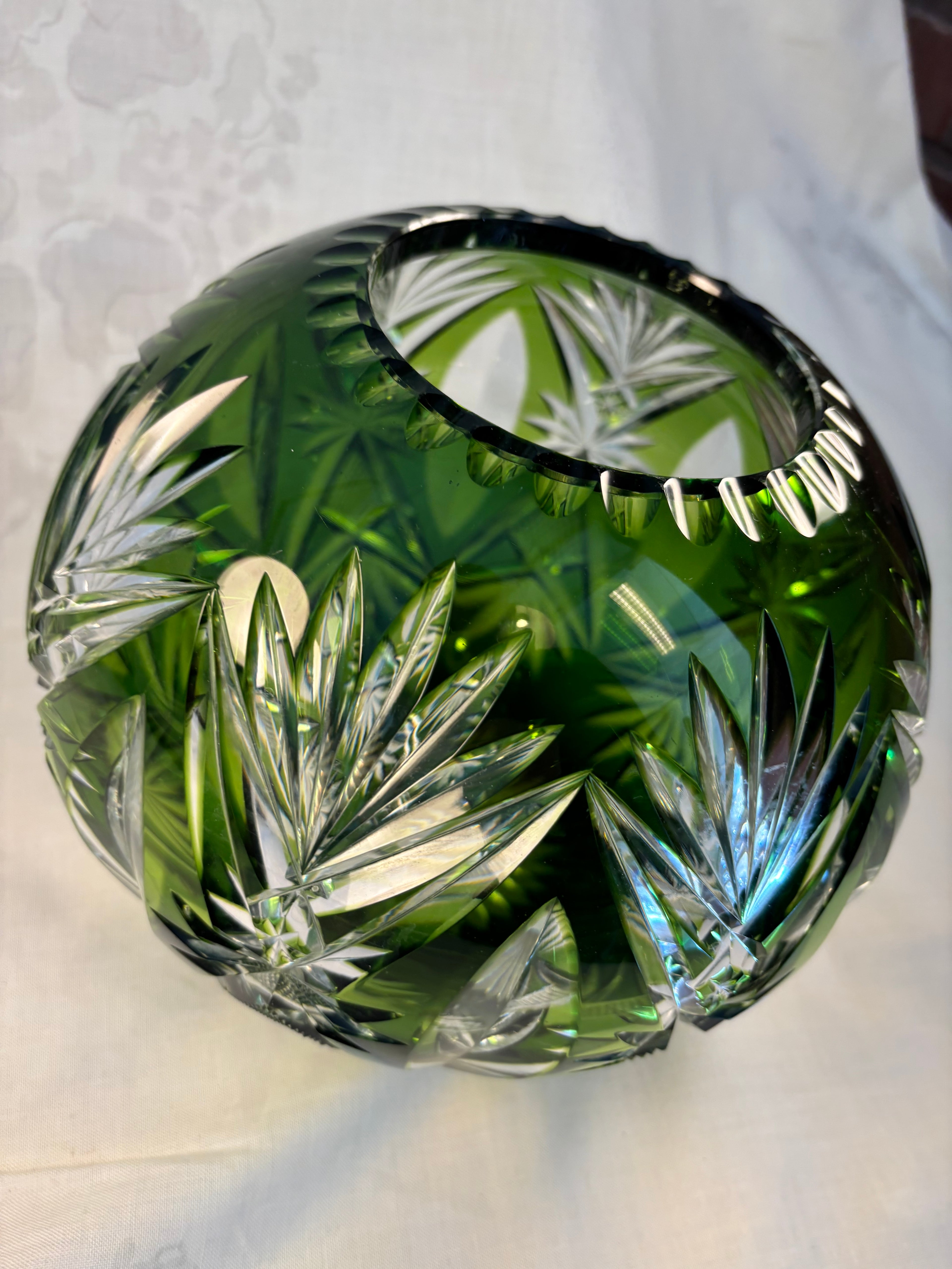 Smuk grøn krystal vase