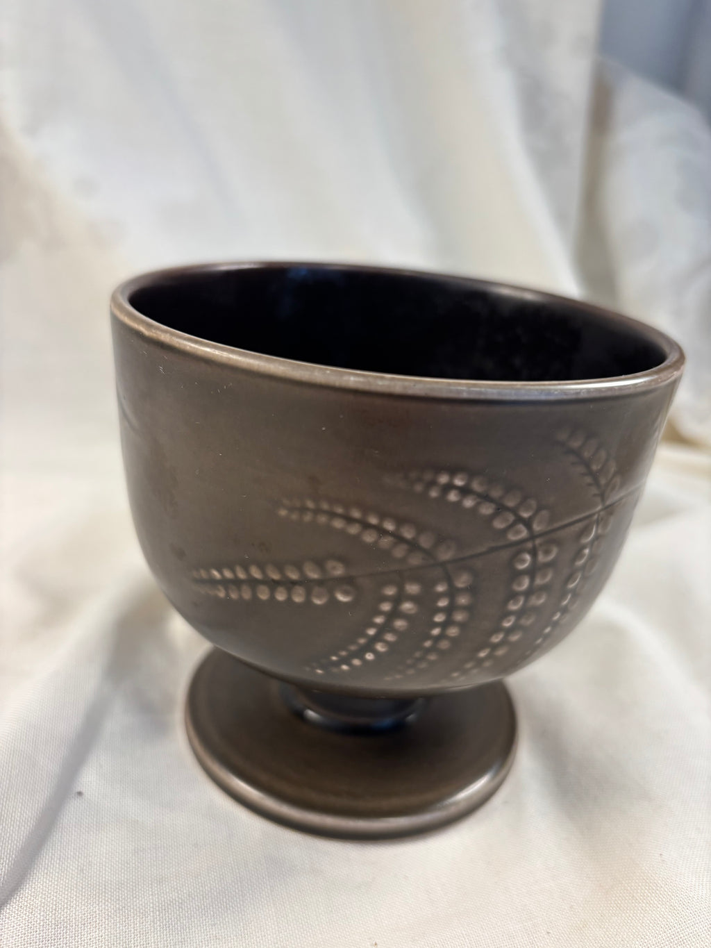 Aluminia vase