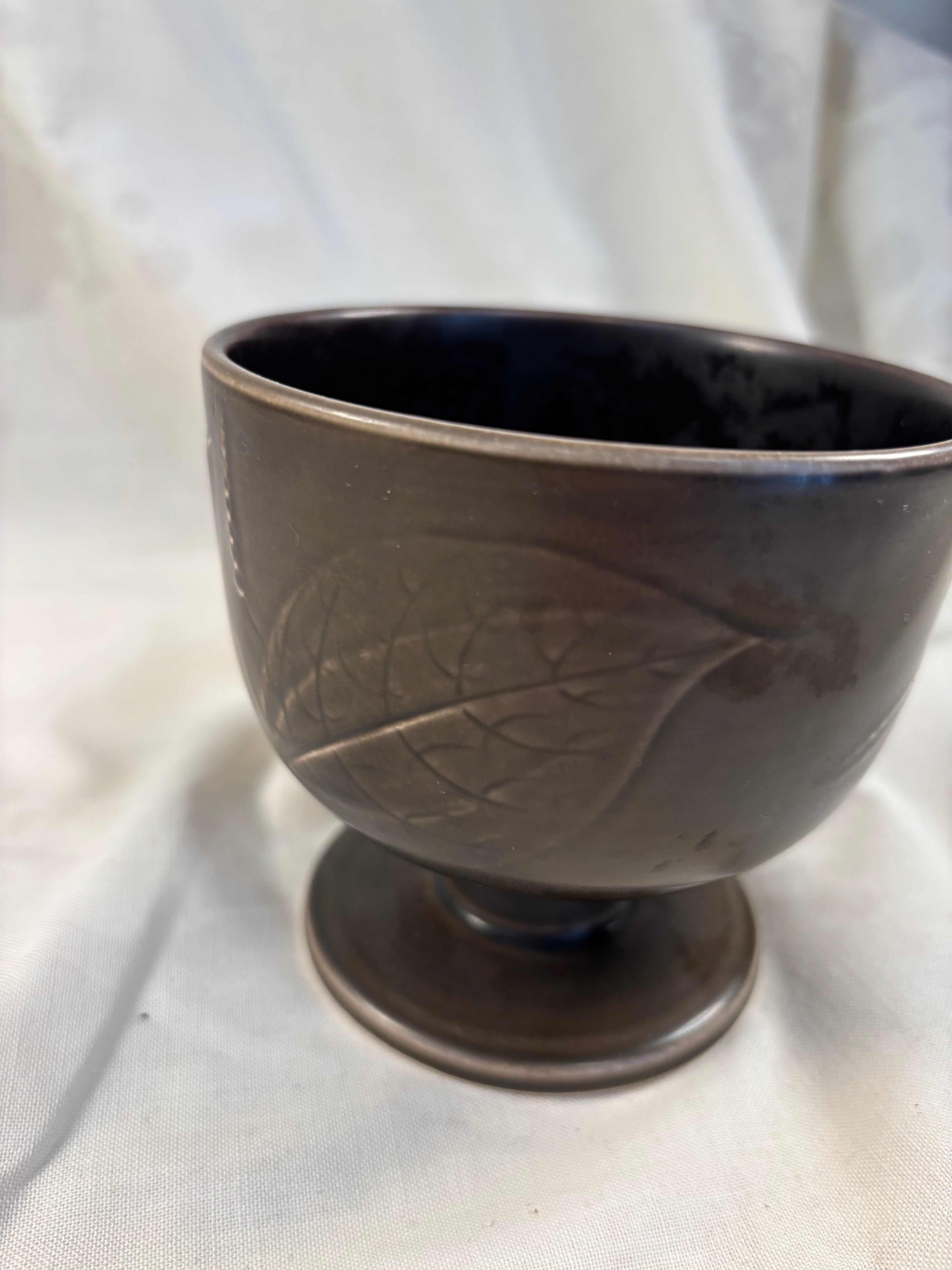 Aluminia vase