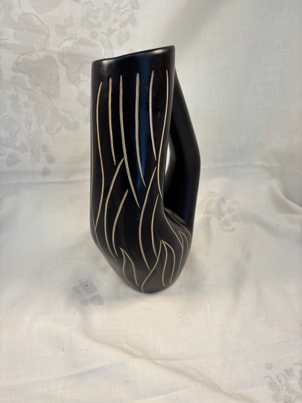 Sgraffito vase