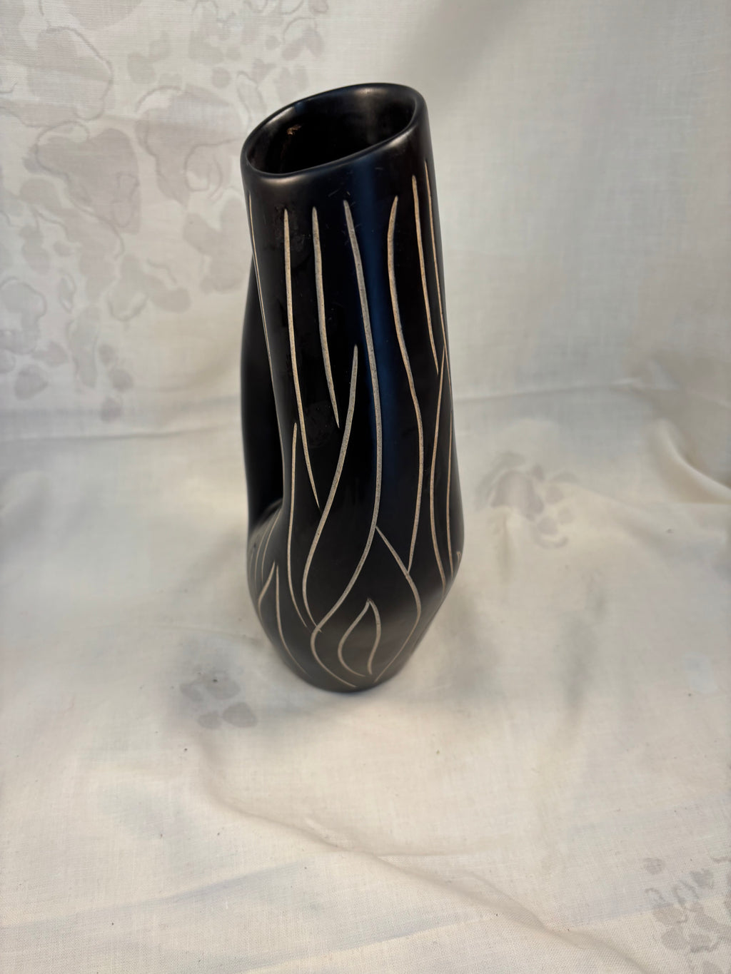 Sgraffito vase
