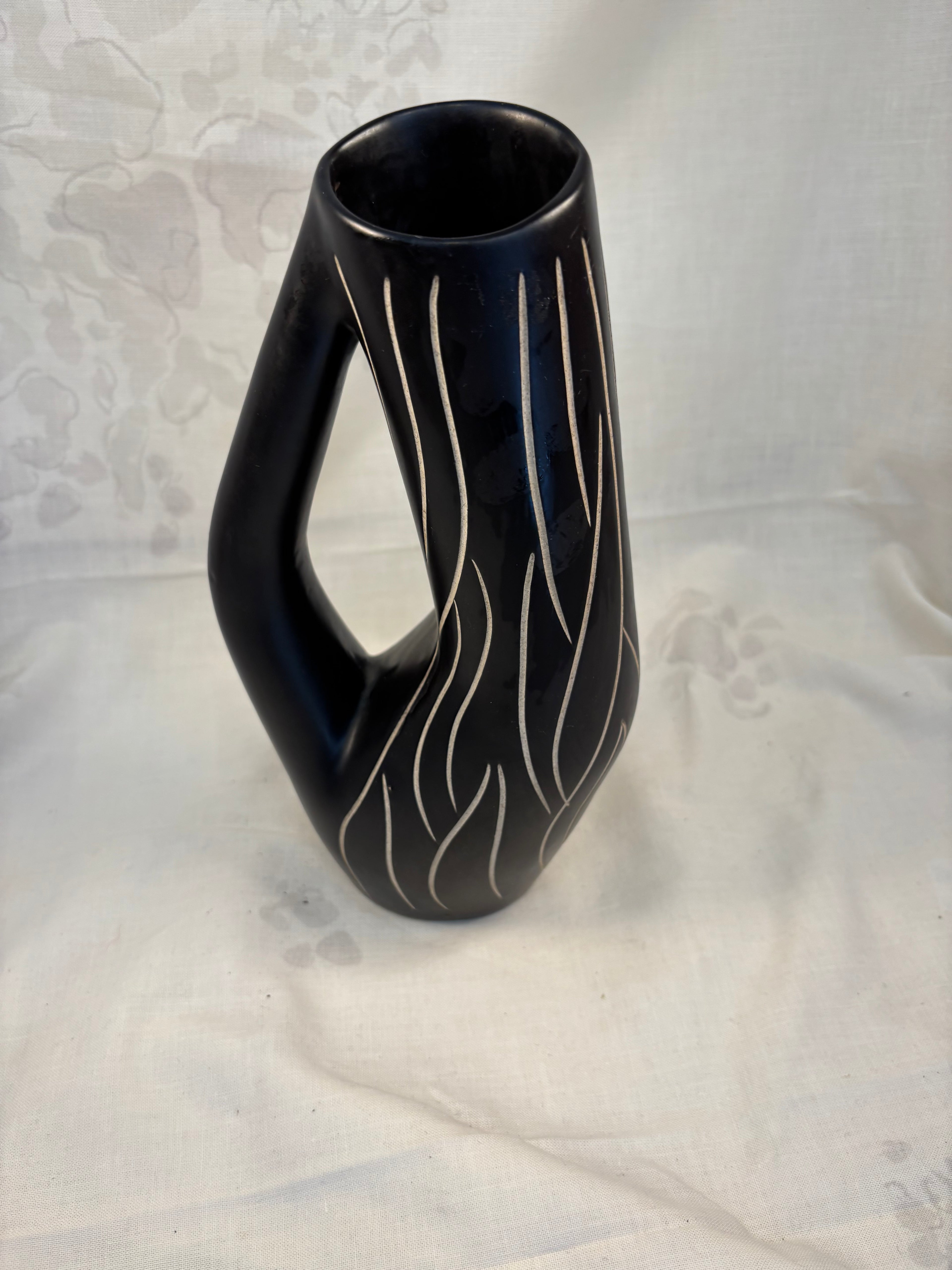 Sgraffito vase