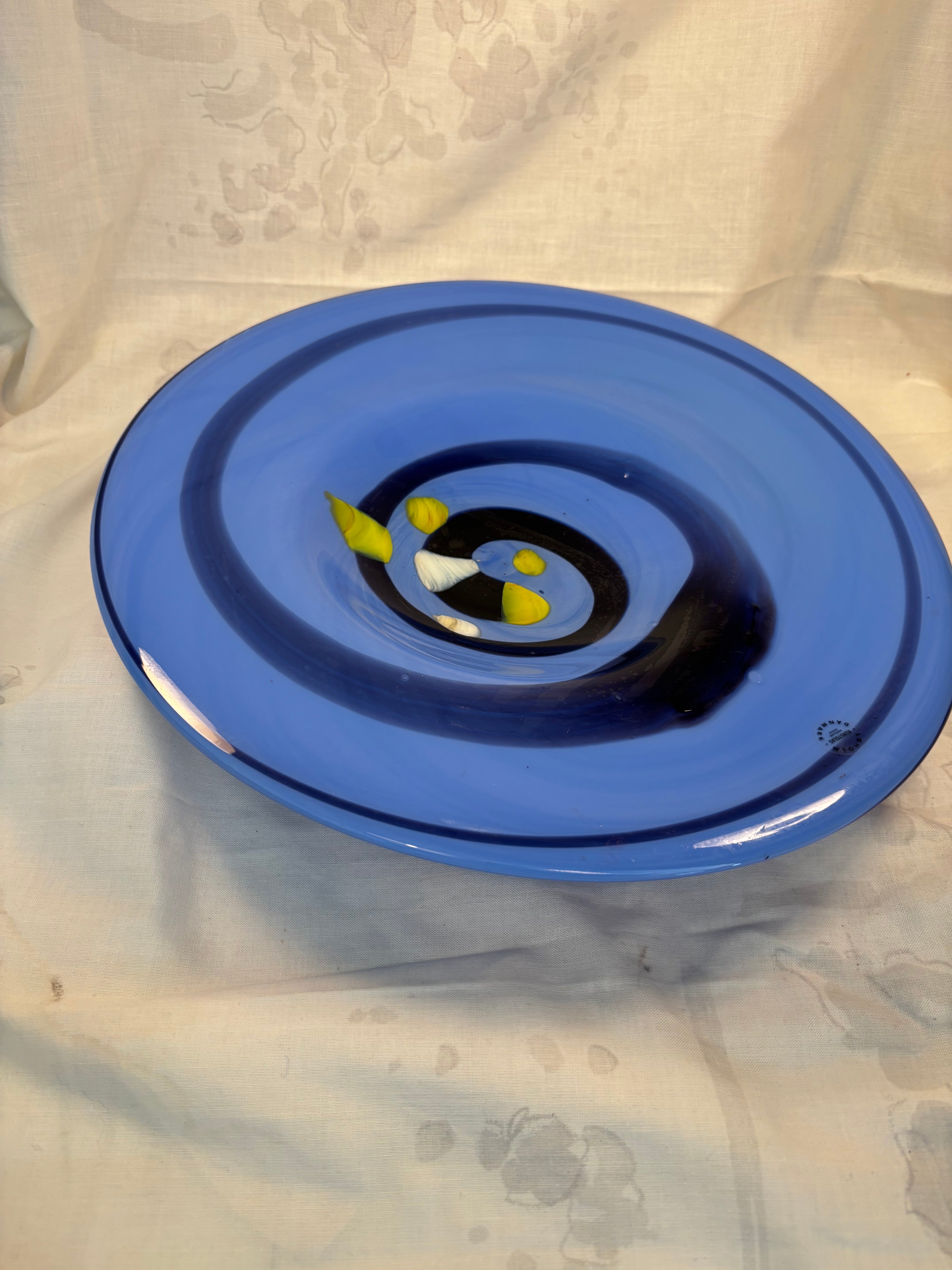 Kunstglas skål fra Kosta Boda
