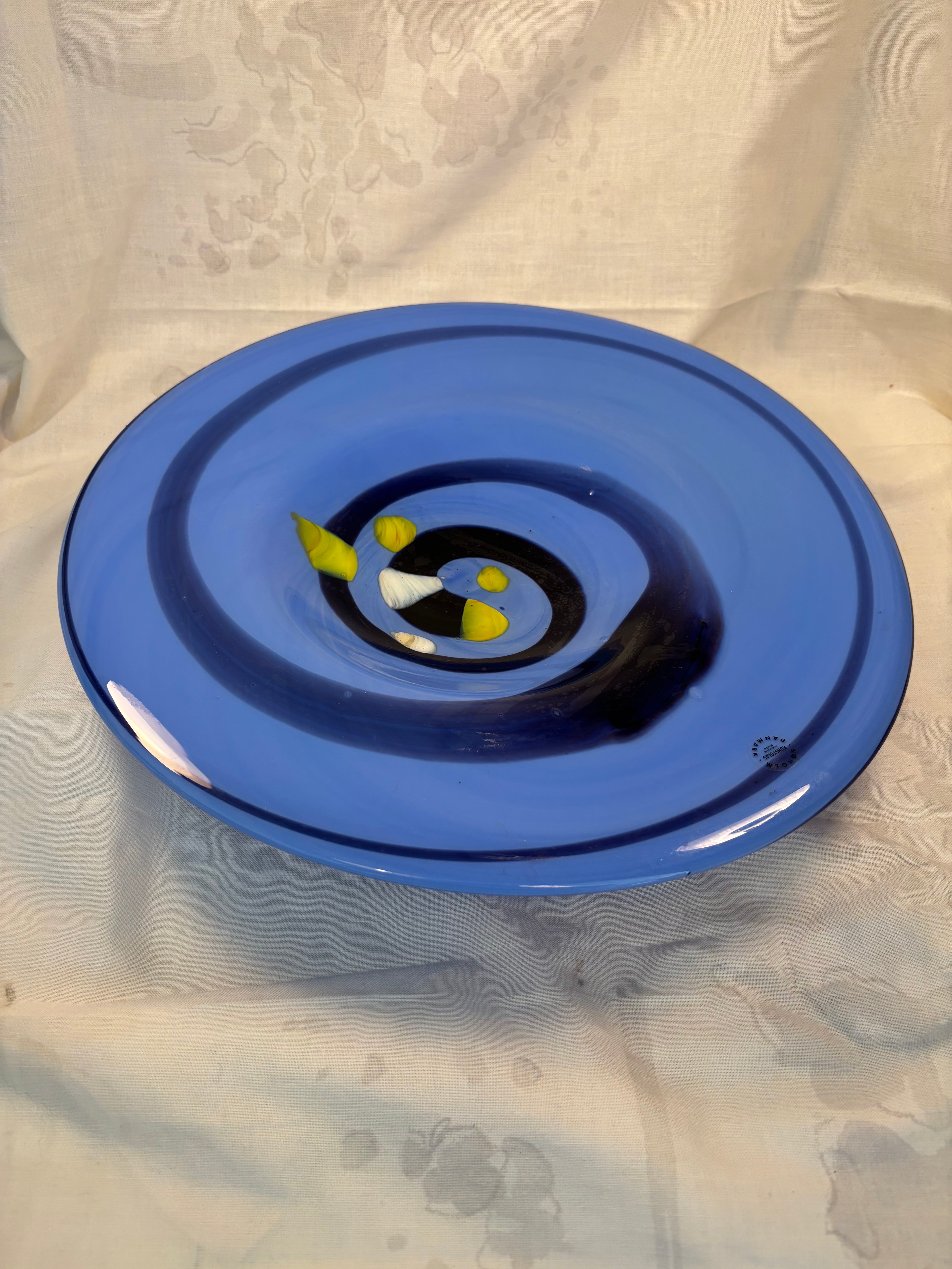 Kunstglas skål fra Kosta Boda