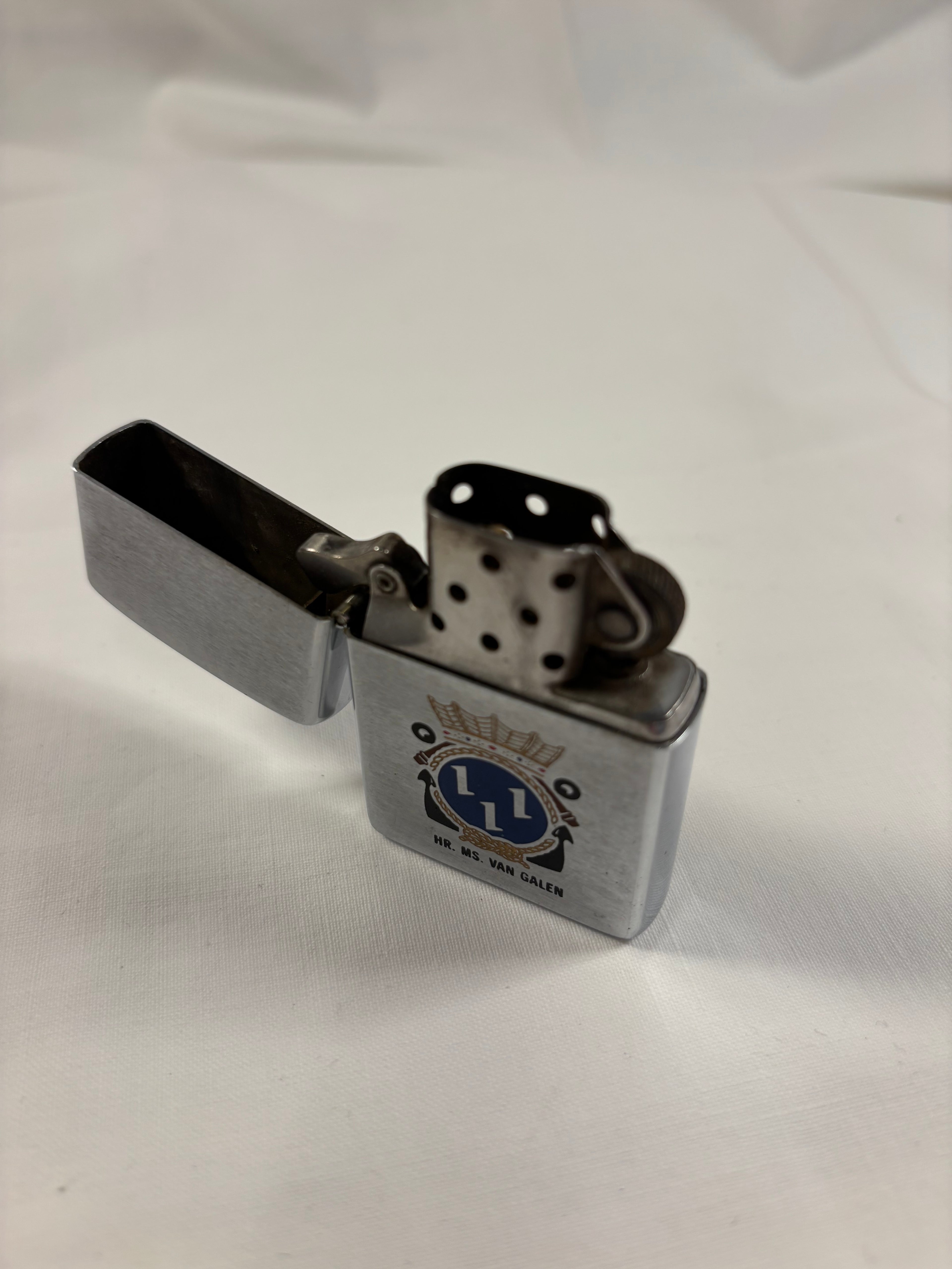 Zippo lighter med Van Galen motiv