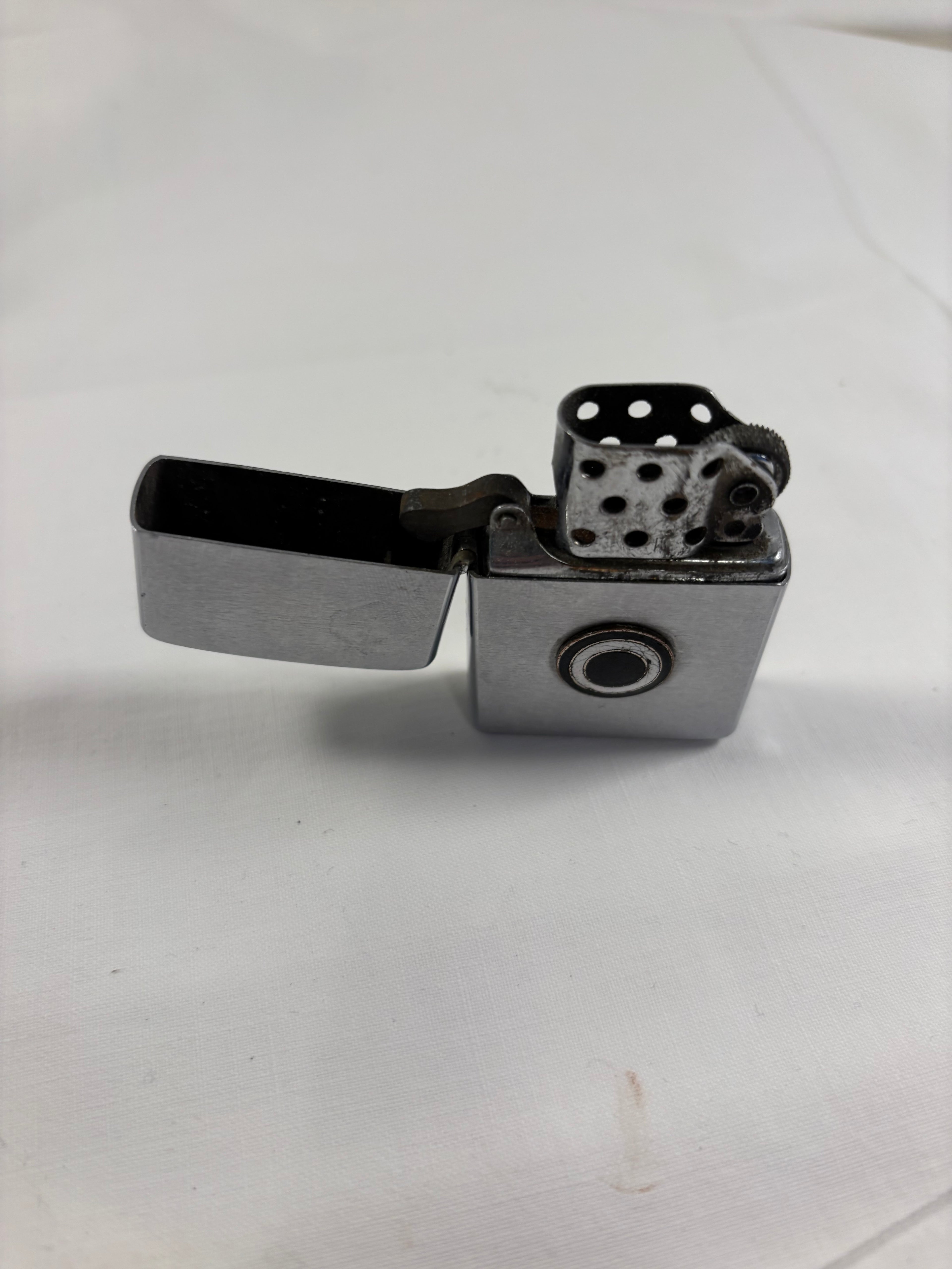 Zippo lighter med Korea inskription