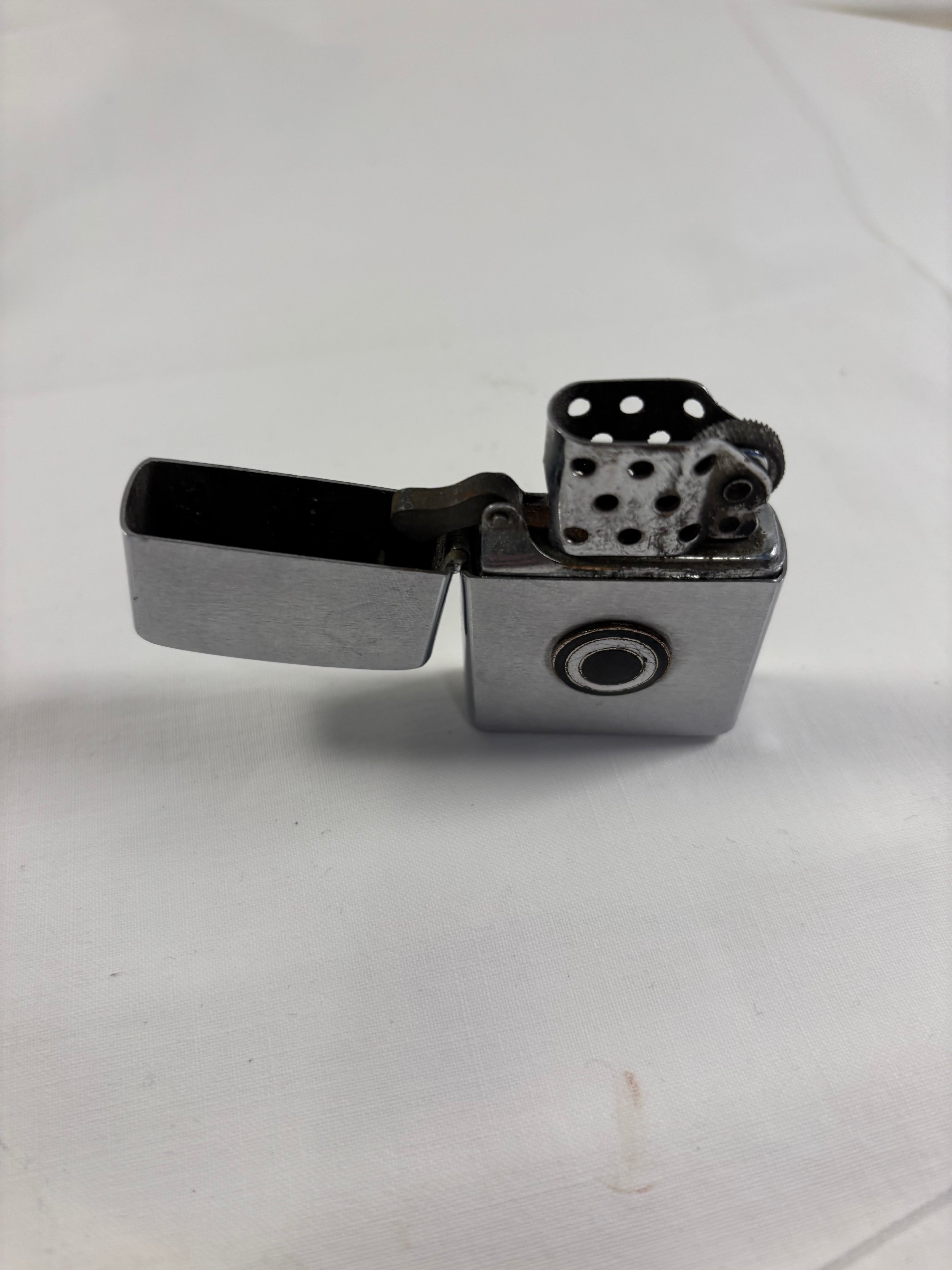 Zippo lighter med Korea inskription