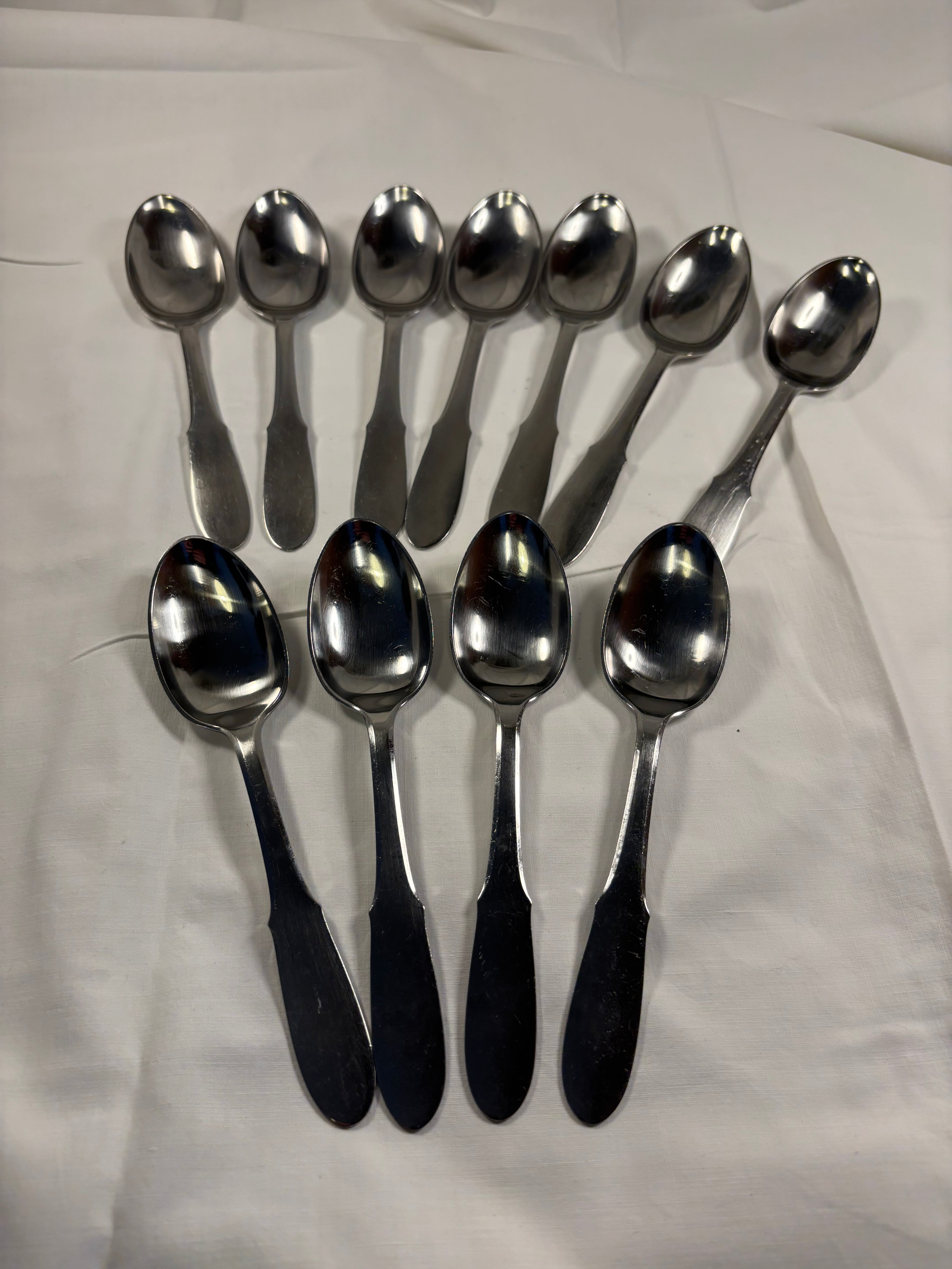11 spiseskeer i Mitra serien fremstillet af Georg Jensen