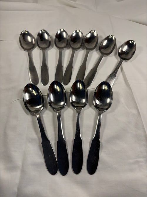 11 spiseskeer i Mitra serien fremstillet af Georg Jensen