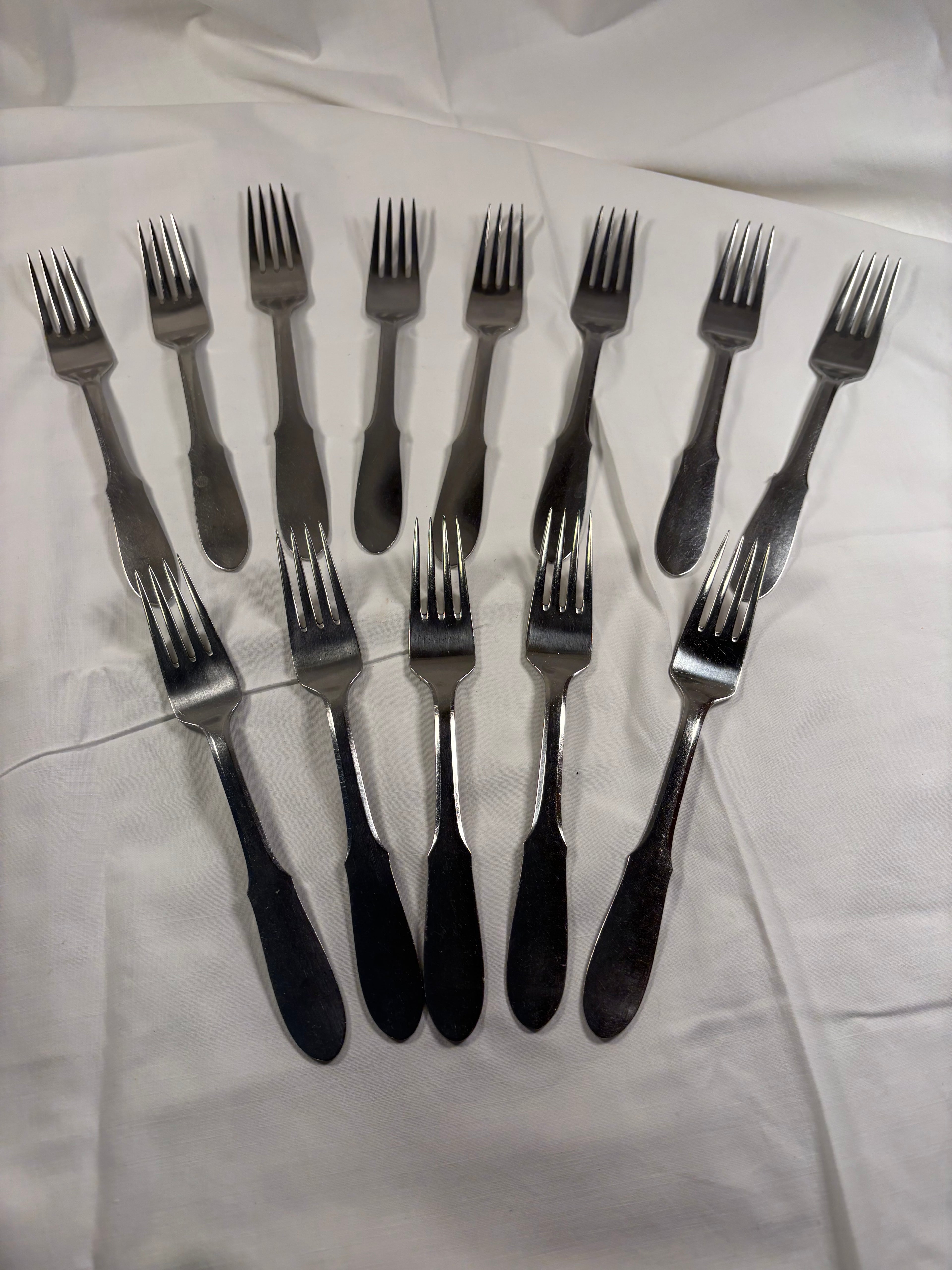 13 Middagsgafler i Mitra serien fremstillet af Georg Jensen