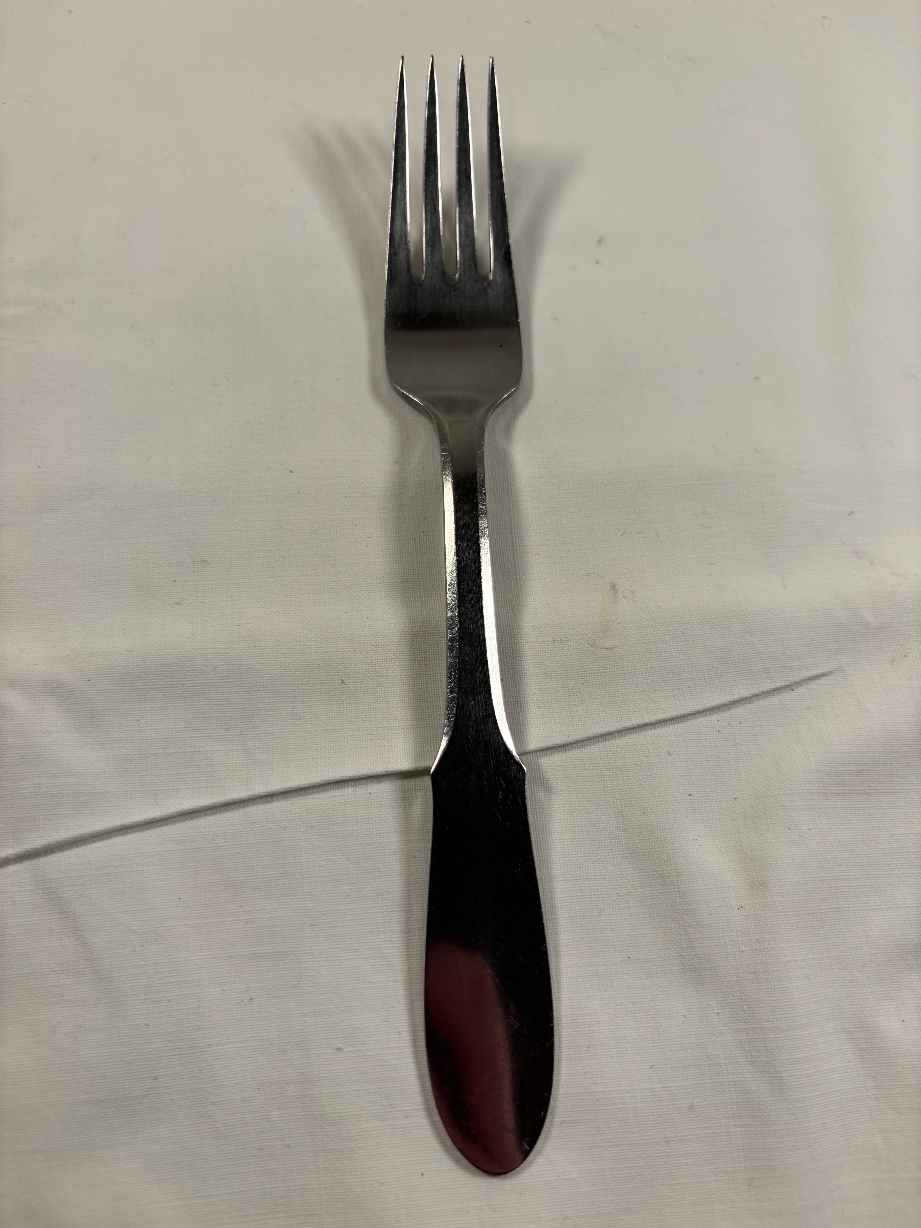 Middagsgaffel i Mitra serien fremstillet af Georg Jensen