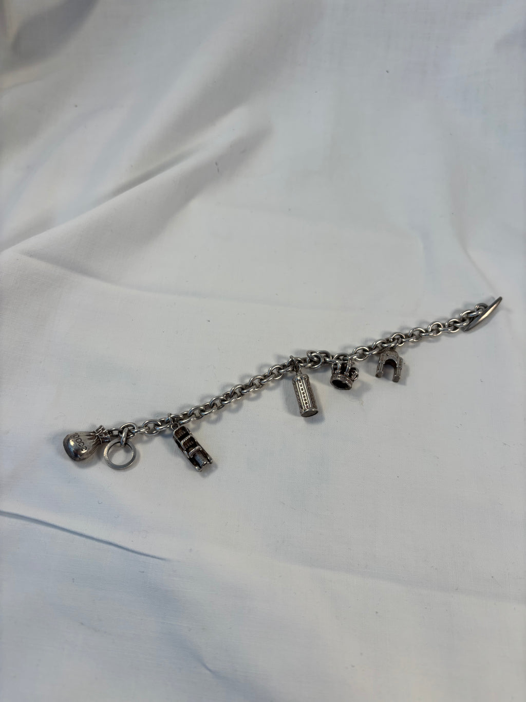 Charm armbånd i sølv