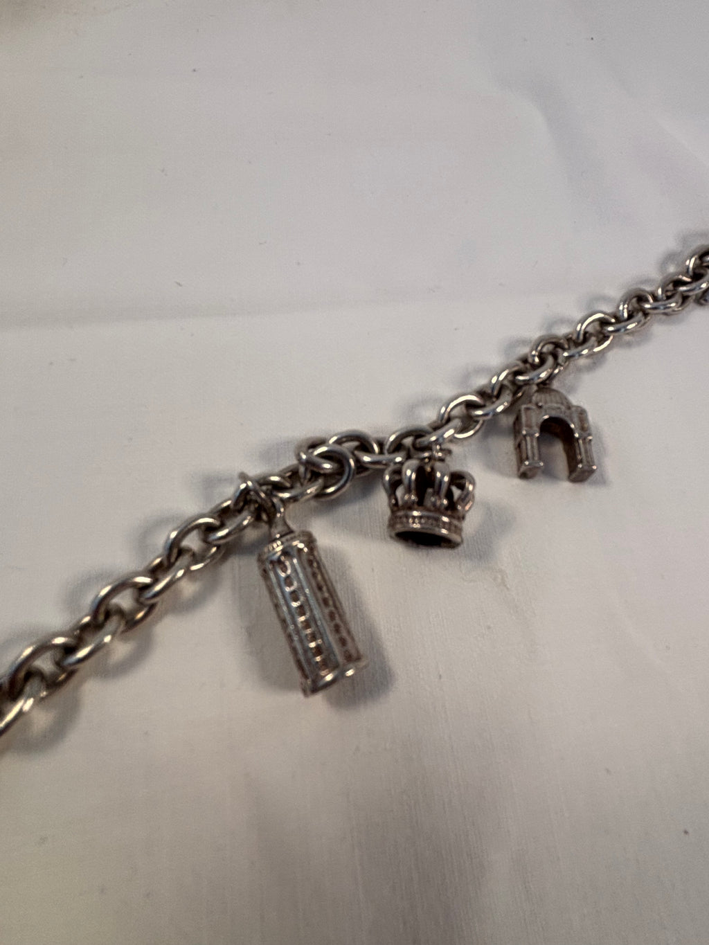 Charm armbånd i sølv