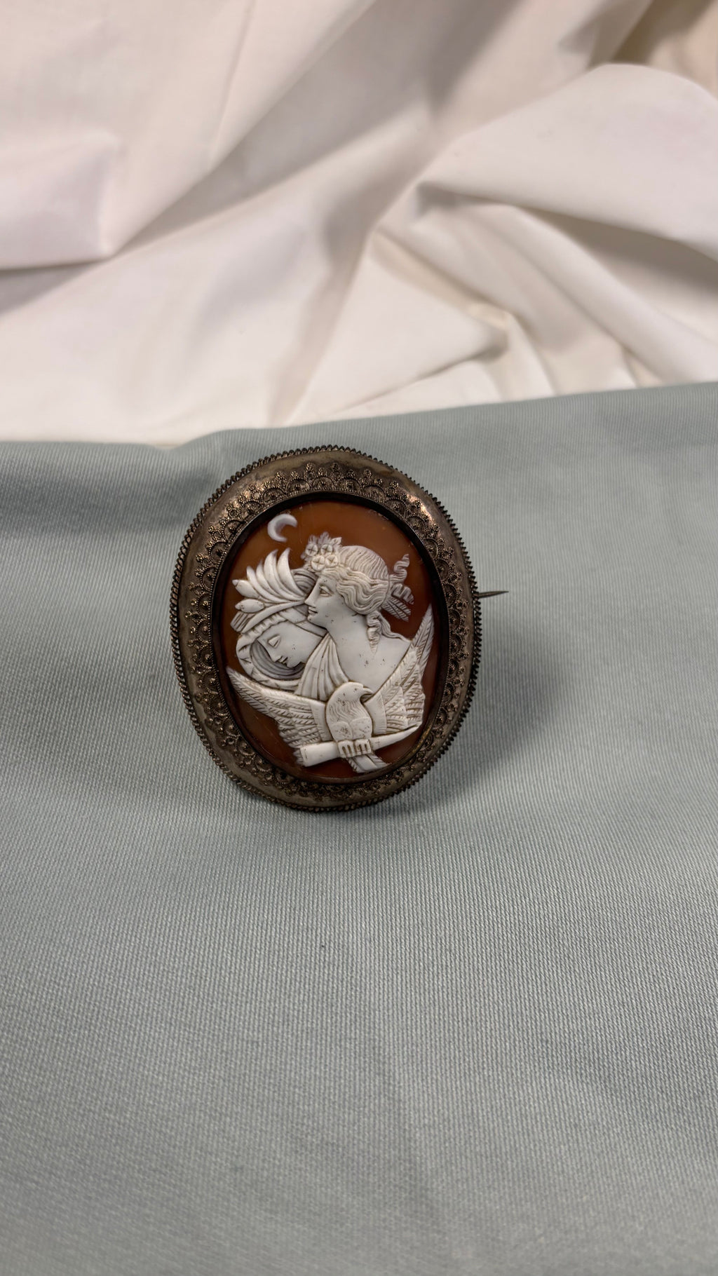 Antik camé-broche