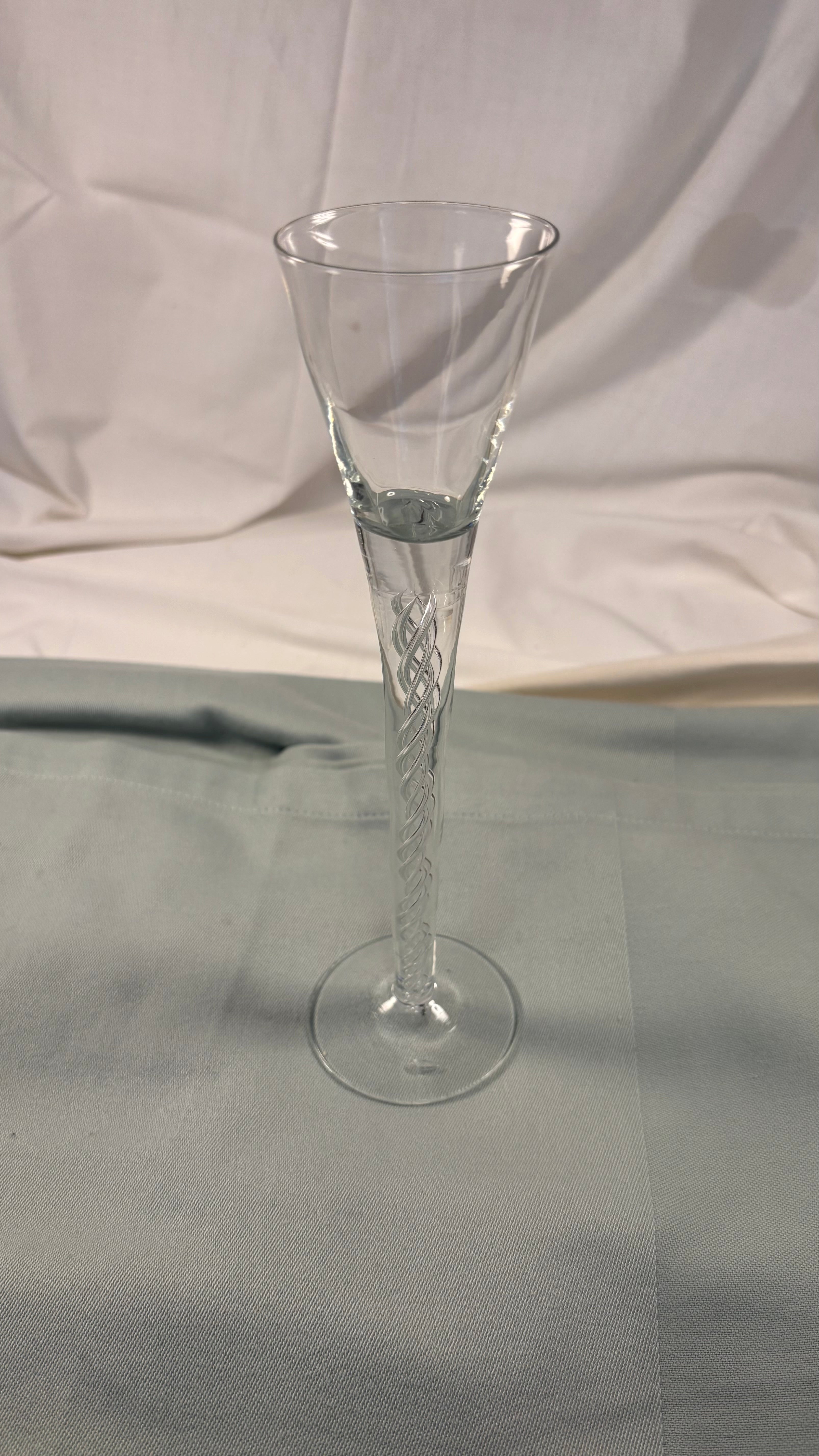 Mundblæst snapseglas fra Holmgaard