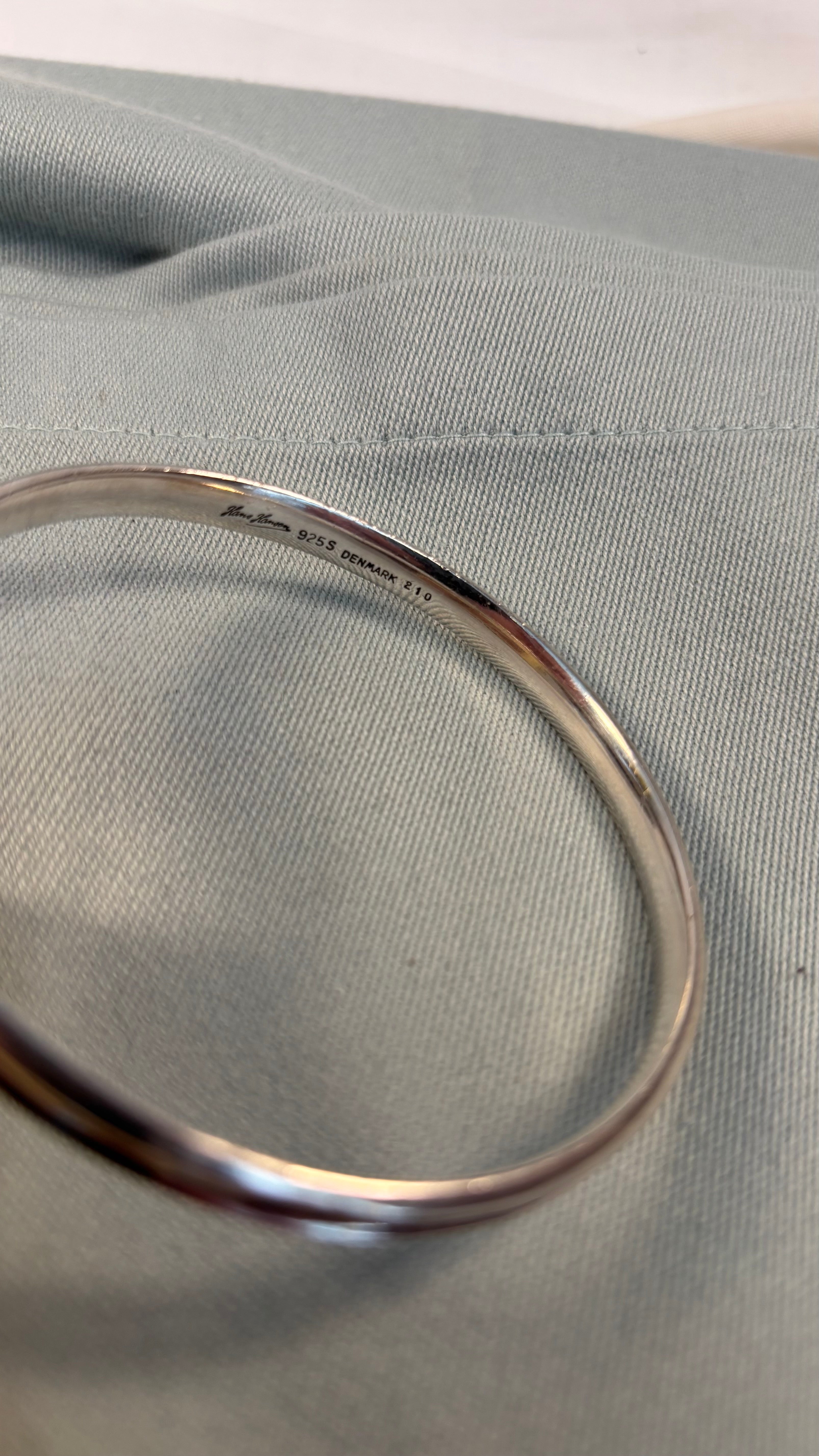 En klassisk Hans Hansen armring i sterlingsølv