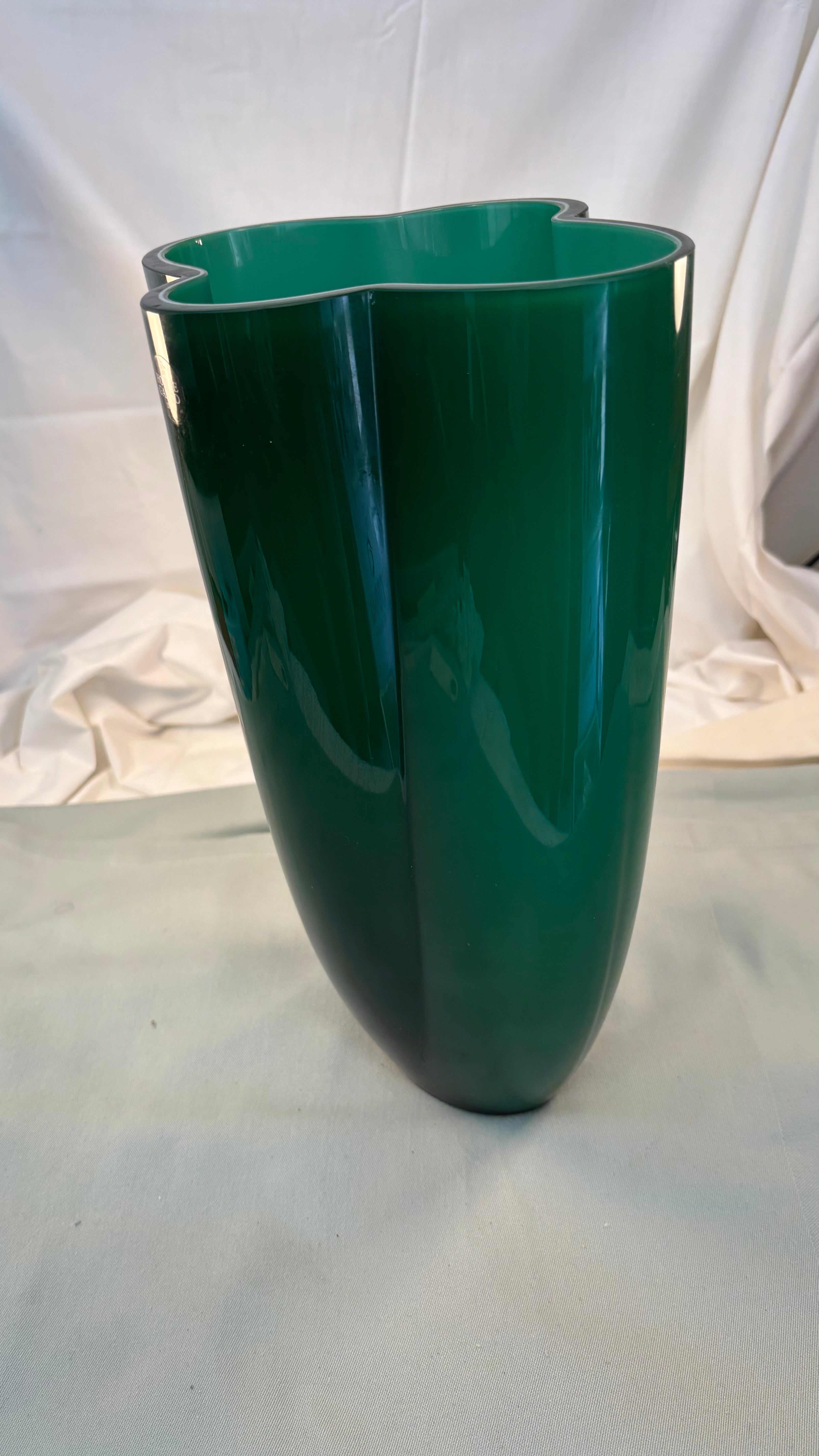 Stor og smuk Gardenia Vase fra Holmgaard